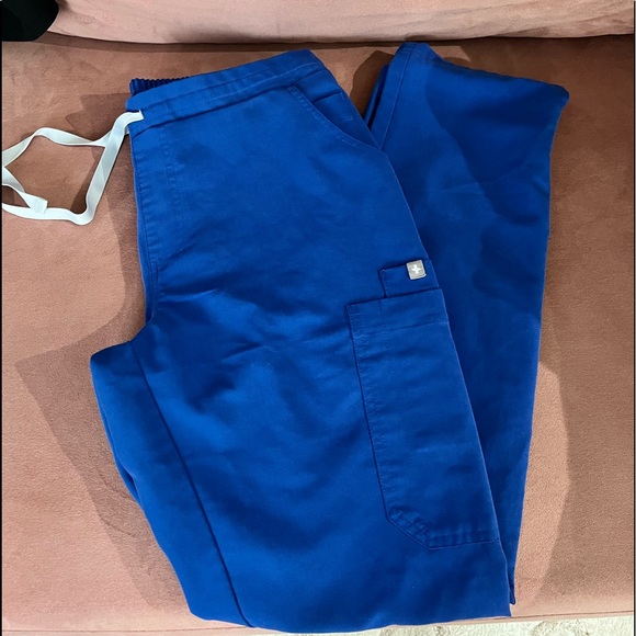 Figs Yola Skinny Scrub Pants (Petite) - Picture 2 of 3